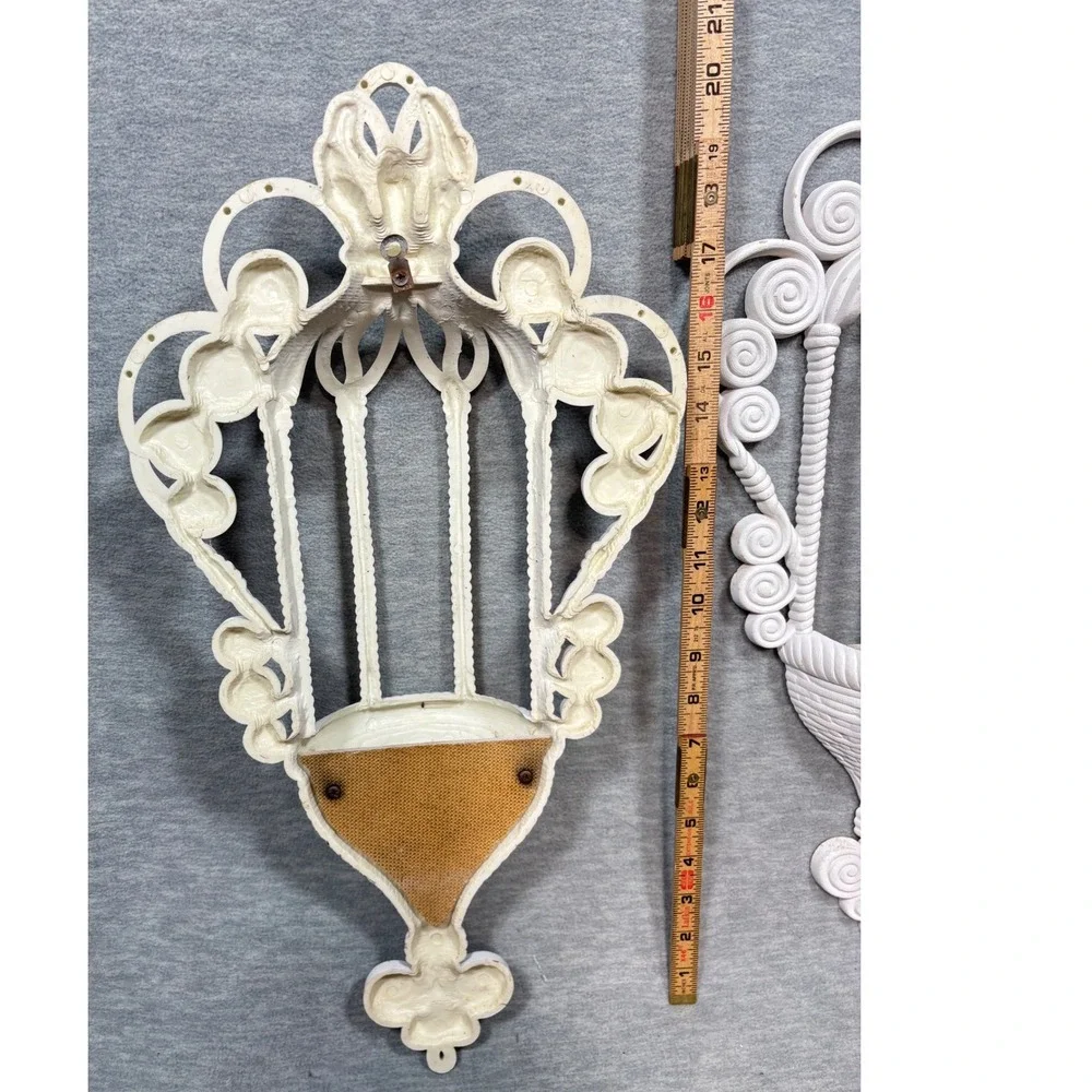 Vintage White Syroco Style Wall Pocket‎ Planter Pair Hollywood Regency Scroll